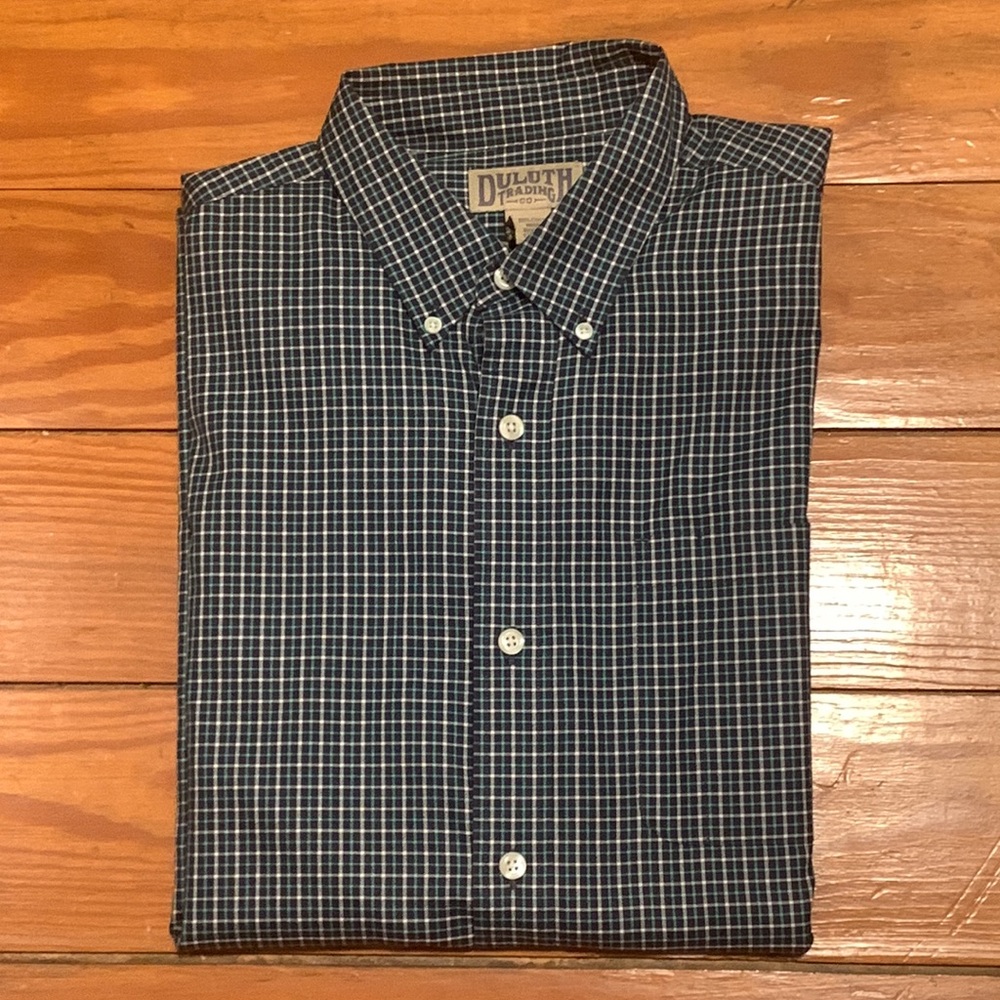 ⭐️Duluth Trading Company Men Size Large Plaid Short Sleeve Button Down Shirt